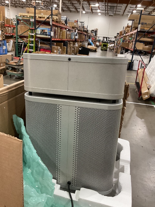 Photo 1 of  Color may vary powers on**Austin Air HealthMate HM400 Air Purifier