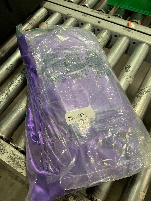 Photo 1 of 12 Pack Satin Polyester Tablecloth Wedding Rectangle Tablecloth Silk Table Cloth Smooth Fabric Washable for Wedding Banquet Party Event,Birthday Celebration Anniversary Table Décor(57"x108",Purple)