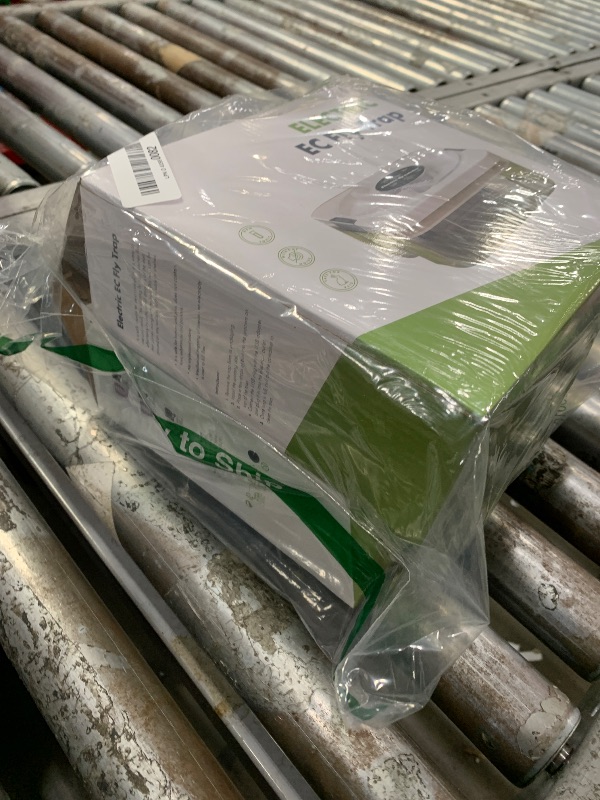 Photo 1 of **USED/DIRTY** Electric Fly Trap Pest Device Gnat Flying Insect Trap Automatic Indoor Fly Catcher Pest Traps Reject Control Catcher Insect Repellents Tools for Patios Ranch(2 Pcs)