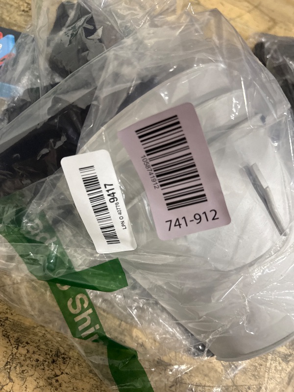 Photo 1 of **PARTIAL SET ONLY 1 (PINK COLOR) ** BAYN Set of 3 Butterfly Wall Hanging Planter Decor Art, Metal Wall Mounted Planters Garden Yard Decorative Flower Pot Indoor Outdoor Wall Planter Succulent Plant Container