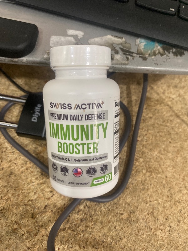 View 2 of Swiss Activa+ Immunity Booster –Daily Immune Support Supplement with Vitamin C, E, Selenium, Beta-Glucan, Reishi & Ginseng- Antioxidant -Antibiotic & Sugar Free, Non-GMO Herbal Formula- 30 Days Supply