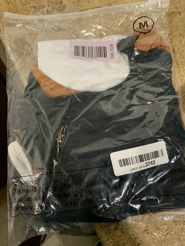 Photo 1 of 4 Pieces Women Basic Crop Tank Top Short Sleeveless Sports Crop Top (Dark Green, Black, Chocolate, White, Medium)