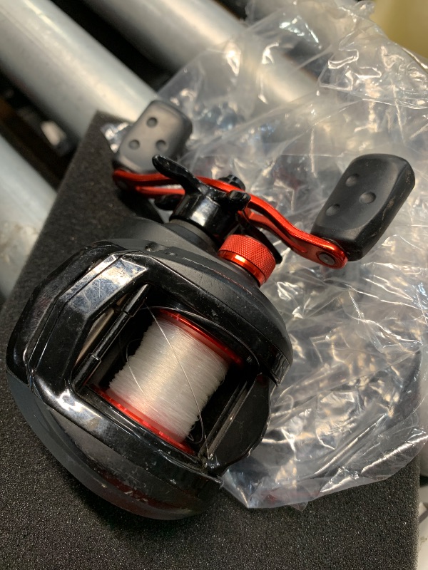 Photo 1 of (see all images) Max Digital Line Counter Low Profile Baitcast Reel, Size 50LP (1498759), Carbon Fiber Star Drag