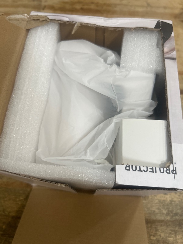 Photo 1 of ?Electric Focus?Mini Portable Projector with 4K Support, Bluetooth 5.4 WIFI6, 5watt Sound Base Speaker, 260 ANSI, Android 11, 210° Rotation , Auto Keystone Correction Video Projector HY300 PLUS