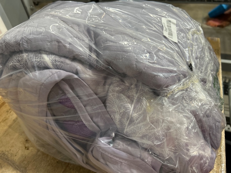 Photo 1 of **PHOTO FOR REFERNCE** WONGS BEDDING Floral Quilt Set King Size,3 Pieces Purple Gradient Botanical Leaves Printed Bedspread Coverlet Set,Microfiber Floral Bedding Set for All Season 104"x90"