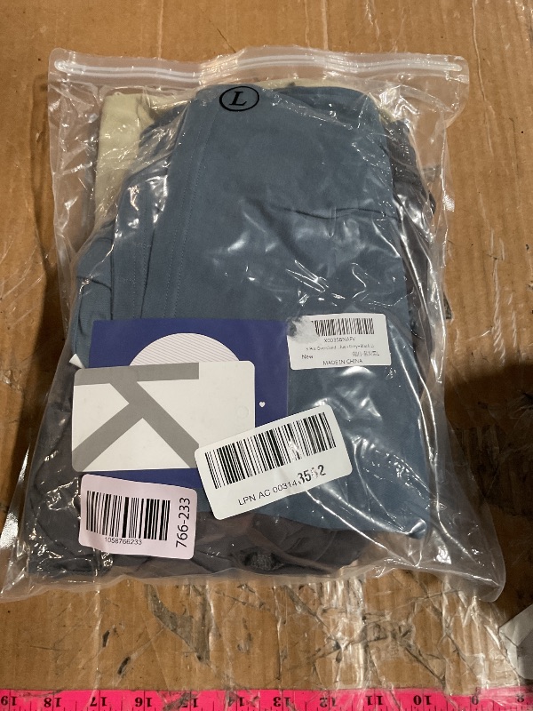 Photo 1 of (MISSING BLACK SHIRT) 4 Pack Men's Oversized T-Shirts Heavyweight Cotton Tee Crew Neck Short Sleeve T Shirts Loose Fit Basic Essential Soft Classic Tees (QGDMGYBK,M)