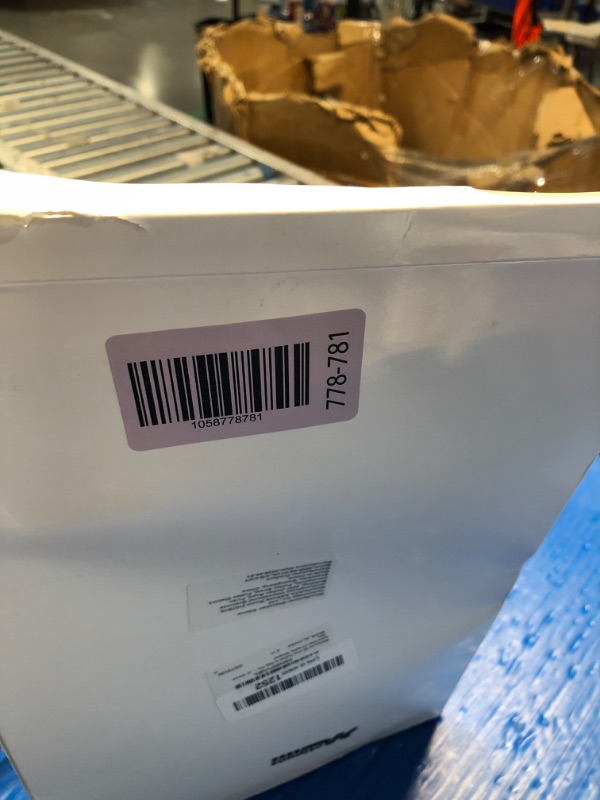 Photo 1 of Motipuns 80 Pcs Father's Day Picture Frame Craft Kits, Included 30 Pcs DIY Cardboard Photo Frame, 20 Pcs Father's Day Stickers and 30 Pcs Decorative White Ribbon for Game Activities (Trophy Shape)