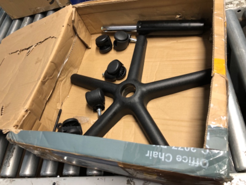 Photo 1 of ***(PARTS ONLY/ MISSING PARTS/ NON FUNCTIONAL)***
DUMOS Armless Desk Chairs with Wheels, Ergonomic Adjustable Home Office Swivel Rolling Task Chair No Arms, Comfy Mesh Mid Back Computer Work Vanity Desk Seat for Small Spaces, Black