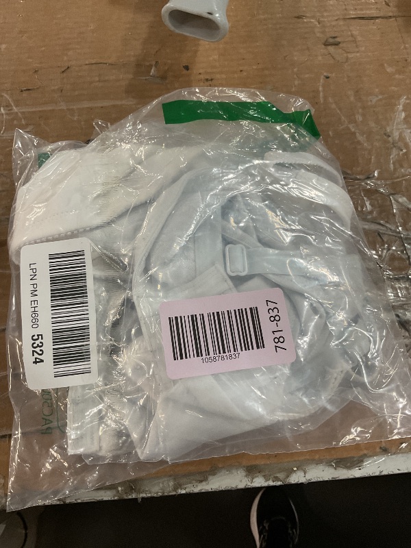 Photo 1 of ***(MISSING BLACK ONE/ PARTIAL SET)***Playtex Women's 18 Hour Original Comfort Strap Bra US4693 2-Pack, Black/White, 36C