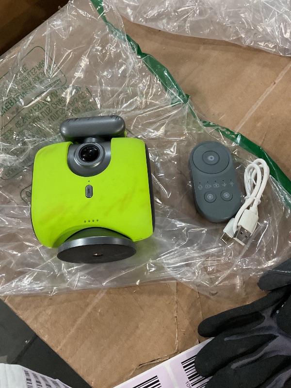 Photo 1 of ***(HEAVILY USED/ MINOR DAMAGE)***XbotGo Chameleon AI Auto Sports Action Camera - 4K 60FPS Soccer Camera and Basketball Tracking Camera for Team Sports, Live Streaming, No Subscription, Works with iOS & Android (Lemon Green)