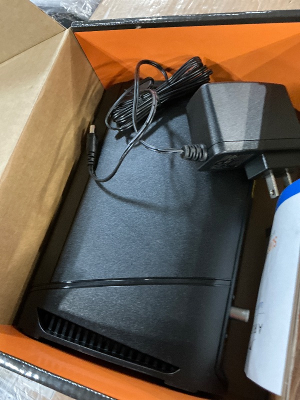 Photo 1 of (used)(see images) ARRIS (G18) - Cable Modem Router Combo - Fast DOCSIS 3.1 Multi-Gigabit WiFi 6 (AX1800), Approved for Comcast Xfinity, Cox, Spectrum & More