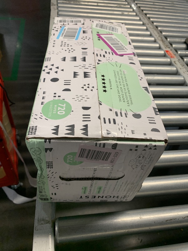 Photo 1 of ***FACTORY SEALED***
The Honest Company Clean Conscious Multi-Use Wipes | Hypoallergenic + Unscented for Sensitive Skin | Over 99% Water, Compostable, Plant Based, Baby Wipes | Pattern Play, 576 Count
