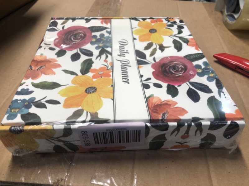 Photo 1 of ***FACTORY SEALED***
CAGIE Planner 2025-2026, 18 Months Jul 2025 - Dec 2026 Calendar Weekly Monthly Agenda, 8.3 x 9.3 Inch, Green Spiral Bound Planner, Monthly Tabs, Elastic Closure, Stickers