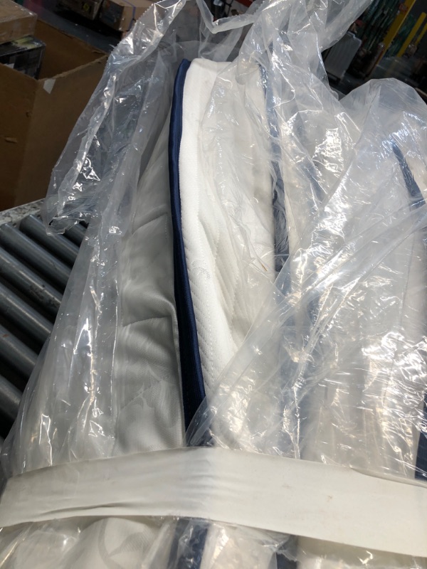 Photo 1 of  Queen Mattress 12 Inch | Hybrid Mattresses Queen Size in a Box | Medium Firm Memory Foam and Individual Pocket Springs | Fiberglass Free Bed Mattres | Breathable | CertiPUR-US