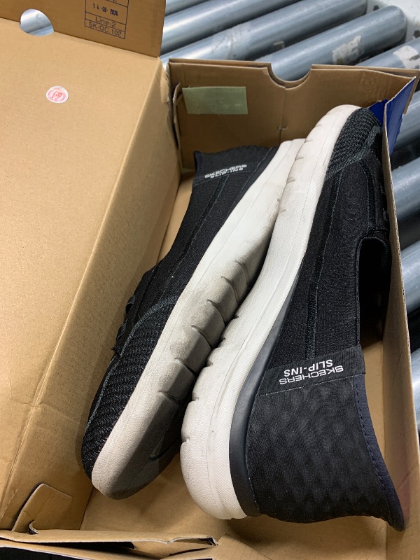 Photo 1 of (used item) Skechers Women's Slip-ins: On-The-GO Flex-Top Notch Boat Shoe, Black/White, 9.5
