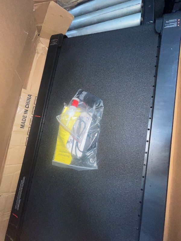 Photo 1 of *parts only*
Walking Pad Treadmill with APP, 3 in 1 Under Desk Treadmills, 2.5HP Low Noise Walking Vibration Pad with Remote Control,Portable Treadmill for Home Office, Red 