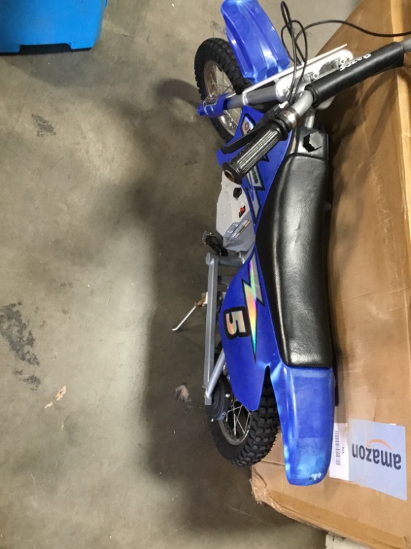 Photo 1 of **Final sale , Does not work !! Turns on does not drive & back tire is flat **
Razor MX350 Dirt Rocket Electric Motocross Bike, Blue, 10-12 inches