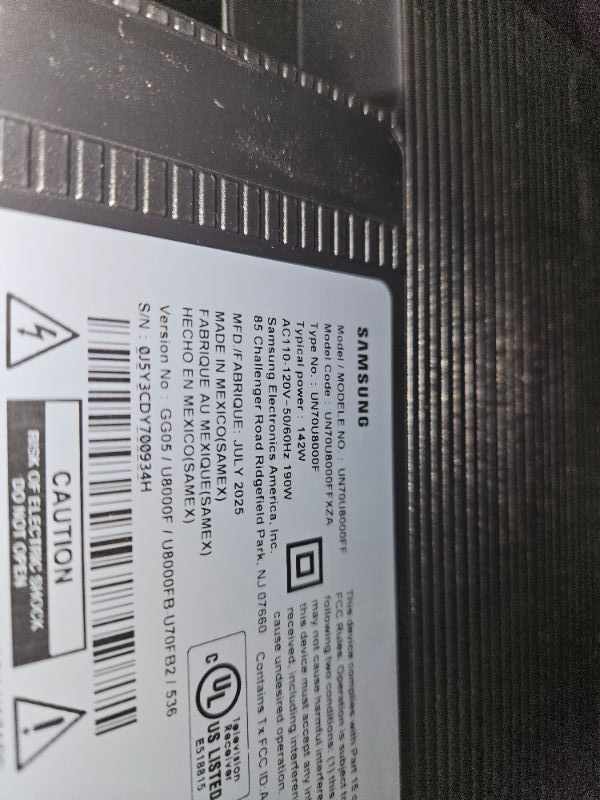 Photo 1 of ** Broken screen, final sale ** Samsung 70-Inch Class Crystal UHD U8000F 4K Smart TV (2025 Model) Endless Free Content, Crystal Processor 4K, MetalStream Design, Knox Security, Alexa Built-in
