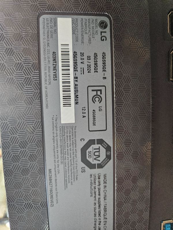 Photo 1 of LG 45GS95QE Ultragear OLED Curved Gaming Monitor 45-Inch WQHD 800R 240Hz 0.03ms DisplayHDR True Black 400 AMD FreeSync Premium Pro NVIDIA G-Sync HDMI 2.1 DisplayPort Tilt/Height/Swivel Stand - Black