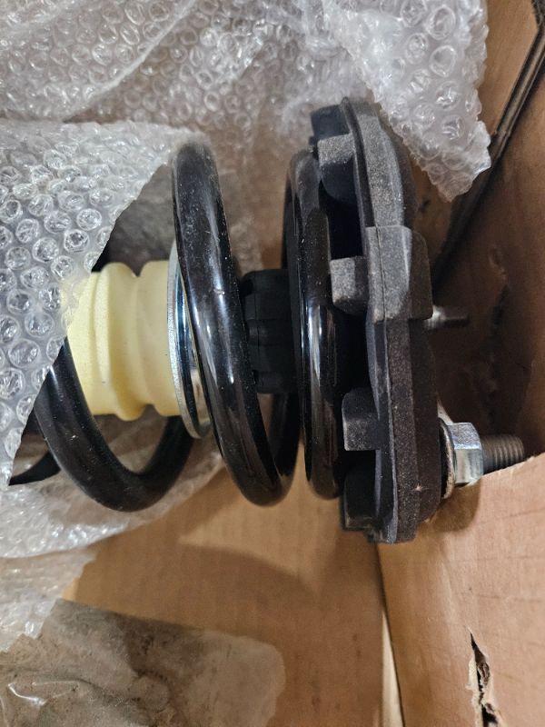 Photo 1 of ****************MISSING 2 STRUTS***************
KUIPERAUTO Front+Rear Complete Struts shocks Assembly w/Coil Spring 171461 171462 171327 Compatible for 2002-2003 Nissan Maxima Compatible for 2002-2004 Infiniti I35 Shock Absorbers Replacement 4PCS