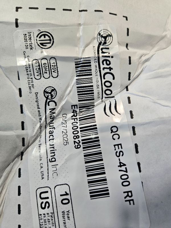 Photo 1 of ***************DAMAGED-DENTED*************
Quietcool QC ES-4700 RF Energy Saver Advanced Whole House Fan with Wireless Control - Up to 4195 CFM - As low as 75 watts - Two Speed - Covers up to 2,098 SQFT - 10 Year Warranty