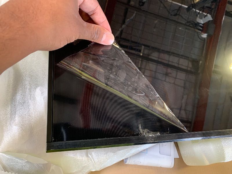 Photo 1 of ** Broken screen, final sale **  SAMSUNG 40-Inch Class Full HD F6000 Smart TV (2025 Model) HDR, Object Tracking Sound Lite, Knox Security, One UI Tizen, Smart TV
