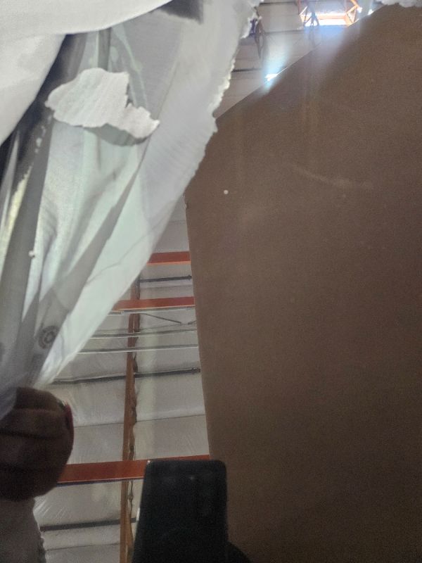 Photo 1 of ** broken screen, final sale **  Samsung 65-Inch Class QLED Q7F Series Samsung Vision AI Smart TV (2025 Model, 65Q7F) Quantum HDR, Object Tracking Sound Lite, Q4 AI Gen1 Processor, 4K upscaling, Gaming Hub, Alexa Built-in
