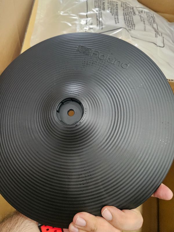 Photo 1 of ** missing parts, module, snat and some more accessories, final sale **
Roland TD-27KV2 Generation 2 V-Drum Kit