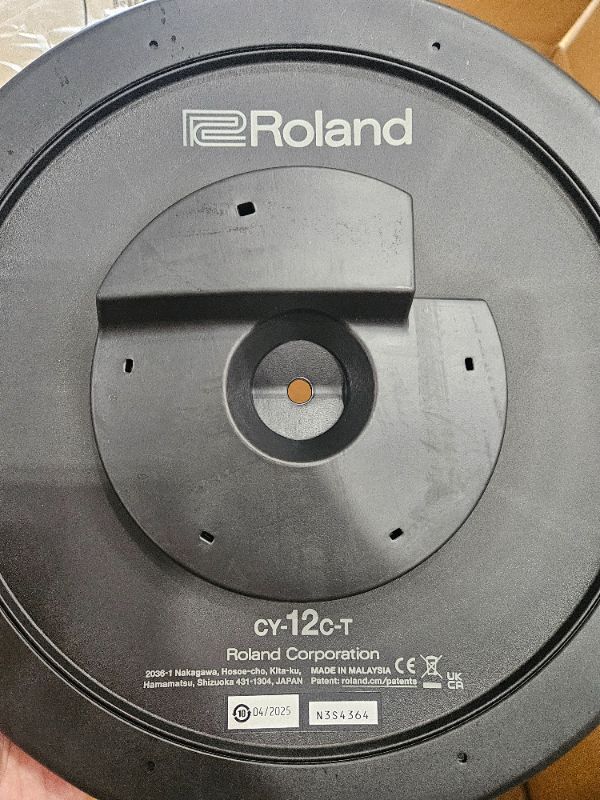 Photo 1 of ** missing parts, module, snat and some more accessories, final sale **
Roland TD-27KV2 Generation 2 V-Drum Kit