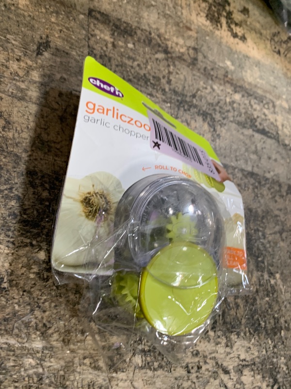 Photo 1 of *SEE CLERK NOTES** Chef’n GarlicZoom Garlic Chopper, Handheld Garlic Mincer with Rolling Action, Easy to Use and Clean, Compact Size for Quick Prep, Dishwasher Safe