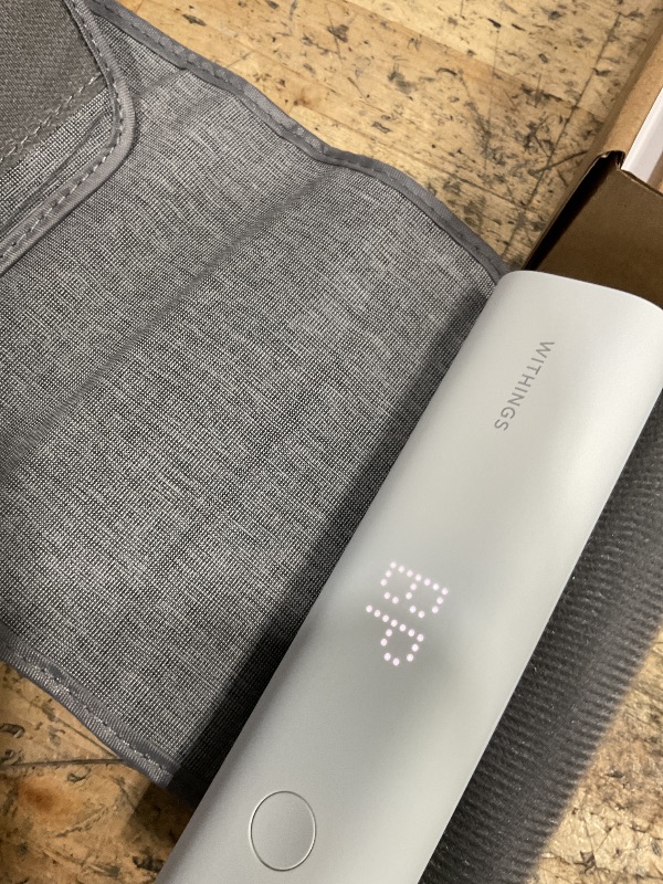 Photo 1 of ****PARTS ONLY ******Withings BPM Connect - Digital Blood Pressure Cuff & Heart Rate Monitor - Blood Pressure Machine Arm Cuff, FDA Cleared, FSA/HSA Eligible, IOS & Android