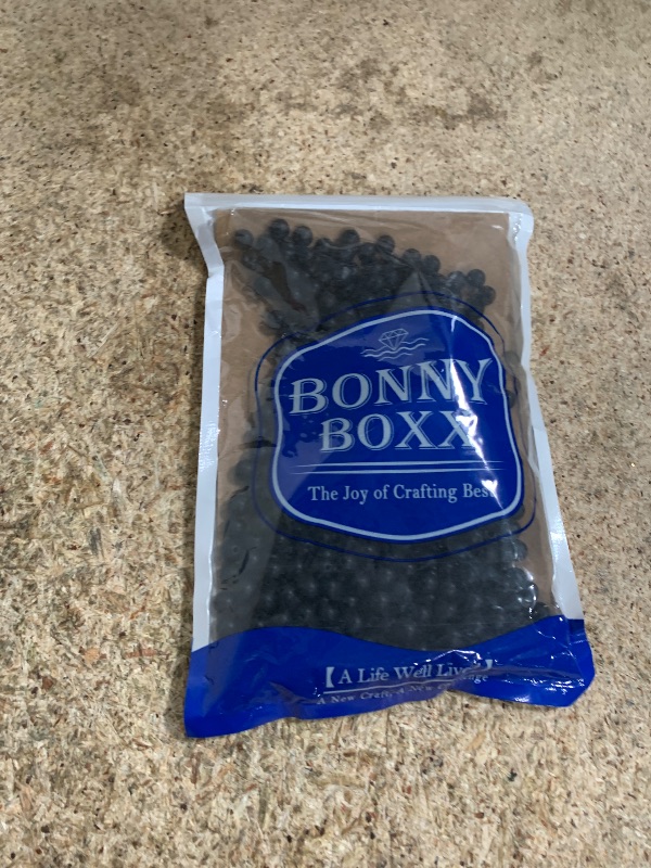 Photo 1 of 500PCs 8MM Matte Black Acrylic Round Beads, Frosted Round Acrylic Balls, Bubblegum Beads for Necklace and Bracelet Making