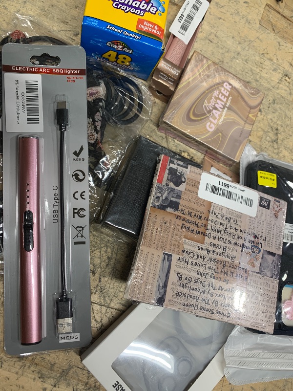 Photo 1 of *FINAL SALE 10 ASORTED HOUSE HOLD ITEMS 