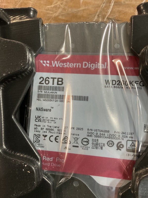 Photo 1 of ***(PARTS ONLY/ MAJOR DAMAGE/ NON FUNCTIONAL)***Western Digital 26TB WD Red Pro NAS Internal Hard Drive HDD - 7200 RPM, SATA 6 Gb/s, CMR, 512 MB Cache, 3.5" - WD260KFGX