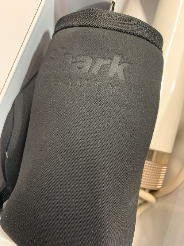 Photo 1 of (used)(see images) Shark HT212 SmoothStyle Heated Comb + Blow Dryer Brush with Heat Resistant Storage Bag, Dual Mode, for All Hair Types, Silk