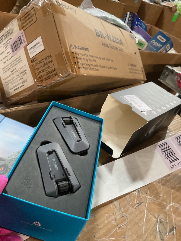 Photo 1 of Cardo PACKTALK Edge Motorcycle Bluetooth Communication System Headset Intercom - Dual Pack