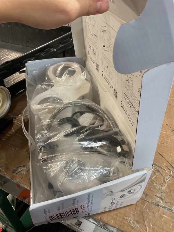 Photo 1 of ***(MISSING KNOBS)***LUXE Bidet NEO 120 - Self-Cleaning Nozzle, Fresh Water Non-Electric Bidet Attachment for Toilet Seat, Adjustable Water Pressure, Rear Wash (White)