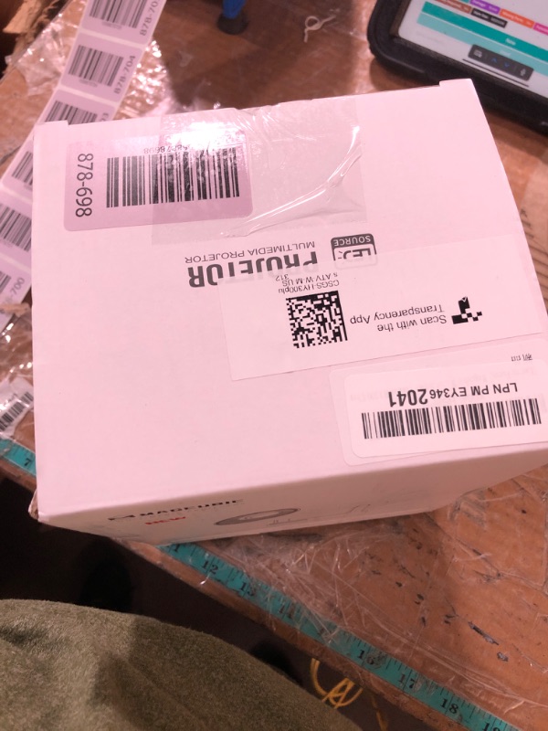Photo 1 of ?Electric Focus?Magcubic Mini Projector 4K Support, Portable Projector with WiFi 6 and Bluetooth 5.4, Smart Proyector, 5W Soundbase Speaker, 180° Rotation for Home Theater HY300 Ultra