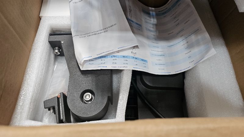 Photo 1 of ***FACTORY SEALED***
Dimgogo LED Parking Lot Light 240W, UL Listed 36000LM 5500K Light with Dusk to Dawn Photocell, Adjustable Arm Mount, IP66 Waterproof, Commercial LED Area Security for Parking Lot, Roadway, 2 Packs