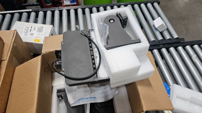 Photo 1 of ***FACTORY SEALED***
Dimgogo LED Parking Lot Light 240W, UL Listed 36000LM 5500K Light with Dusk to Dawn Photocell, Adjustable Arm Mount, IP66 Waterproof, Commercial LED Area Security for Parking Lot, Roadway, 2 Packs