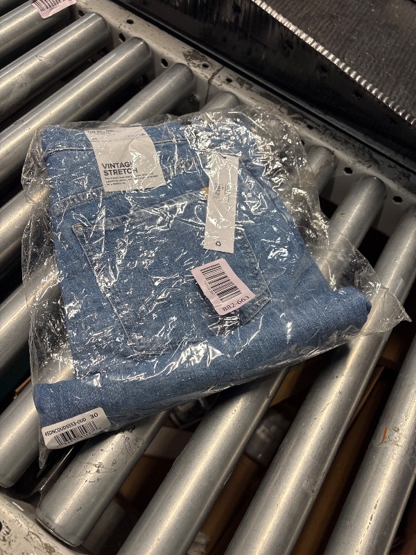 Photo 1 of *medium women* Joe's Jeans The 90s Nikk size 30