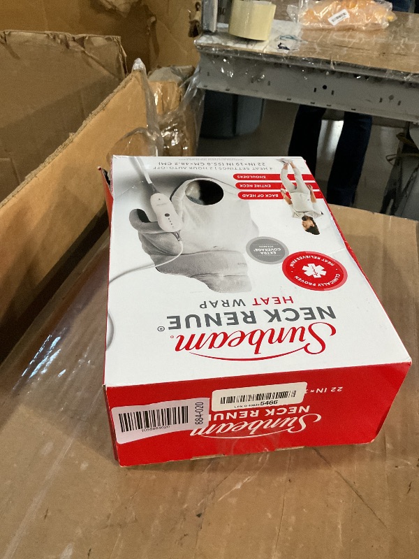 Photo 1 of (MISSING POWER CORD) Sunbeam Contoured Heating Pad for Neck & Shoulder Pain Relief with Auto Shut Off Moist Heating Option 22 x 19 Grey