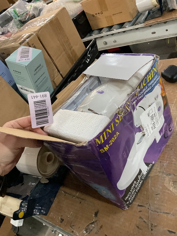 Photo 1 of (see all images) Dechow Sewing Machine for Beginners, Electric Mini Portable, 14 Built-in Stitches with Reverse Sewing, 2 Speeds Double Thread