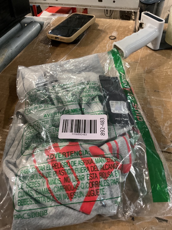 Photo 1 of *** MEDIUM***     Junk Food Clothing x NFL - Kansas City Chiefs - Team Helmet - Unisex Adult Short Sleeve Fan T-Shirt for Men and Women - Size X-Large