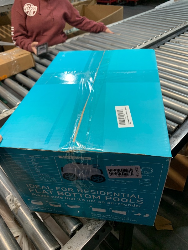 Photo 1 of (BRUSH IS DAMAGED) Hinice Cordless Robotic Pool Cleaner,Automatic Pool Vacuum Robot for In-Ground/Above Ground Pools,150 Min Runtime, IPX8 Waterproof, 2200 Sq Ft Coverage (Pink)