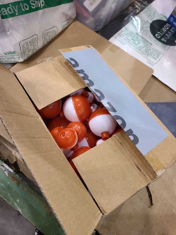 Photo 1 of 100 Pcs Fishing Float,Hard ABS Fishing Bobber,Red and White Bobbers,Push Button Round Buoy Floats for Tackle Accessories(Size: 0.75/1/1.5 Inch)