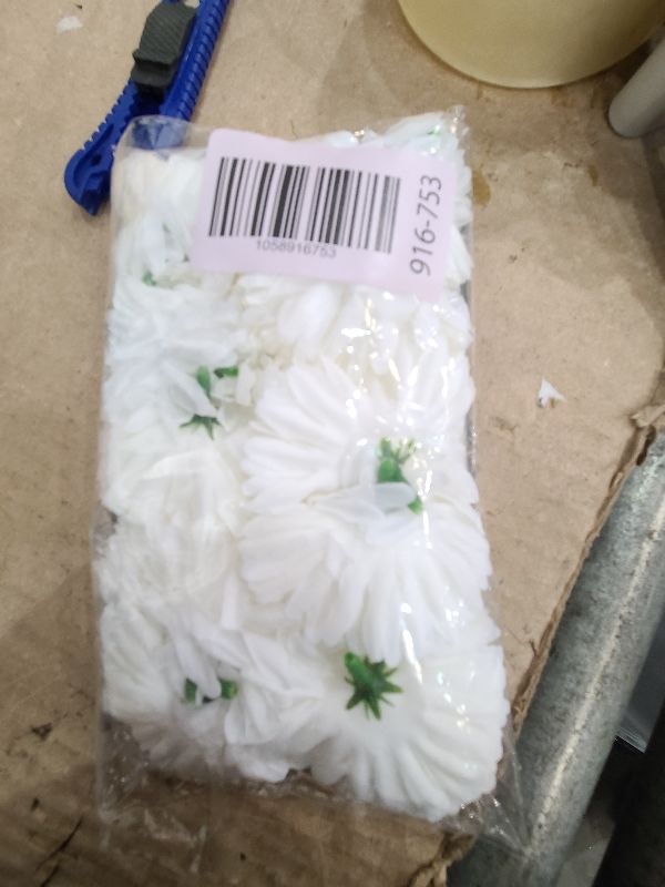 Photo 1 of 10Pcs White Artificial Chrysanthemums Ball Flowers,Artificial Flowers Stemless Faux Ball Chrysanthemum for Home,Lifelike Artificial Chrysanthemum Ball Flowers for DIY Wedding Party Decoration