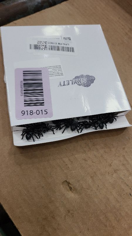 Photo 1 of 150 Pieces Plastic Spider Mini Fake Spider, Spider Toy Prank, Halloween Realistic Spider for Costume Parties Carnivals Halloween Joking Decor Cemetery Theme (Medium)