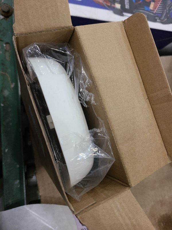 Photo 1 of ?Newhouse Hardware CHM2 Door Chime, White