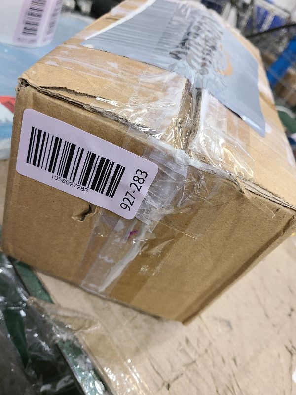 Photo 1 of 100 Pack 5 x 5 inch Clear Plastic Disposable Clamshell Container,Hinged Take Out Clamshell Dessert Container with Lid Takeout Tray Disposable Food Clamshell Containers for Dessert,Cakes,Sandwiches